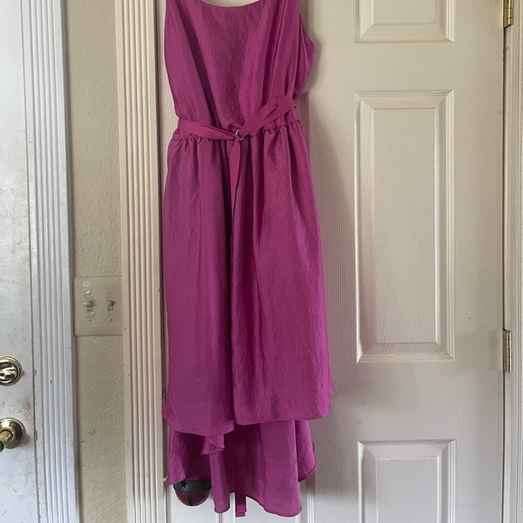 Brand New Dress - Picture 4 of 5